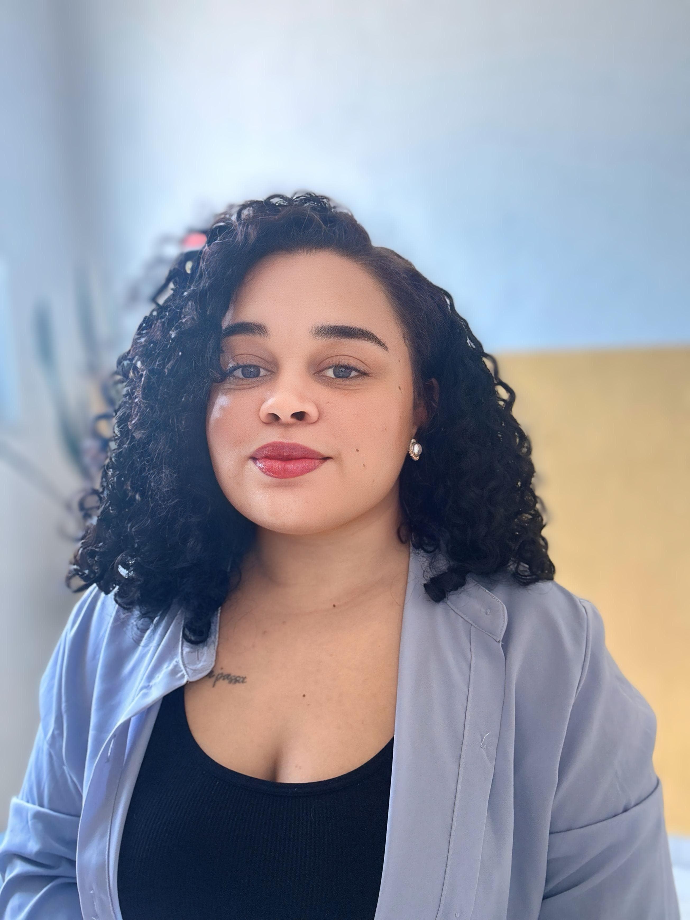Asessora de Psicologia Letícia Santos